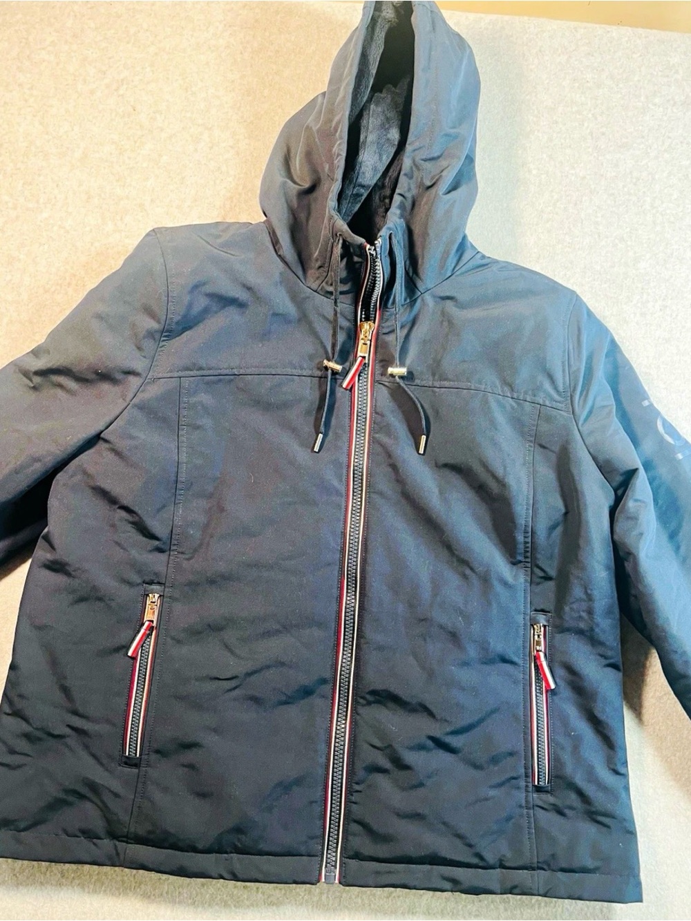 Tommy Hilfiger Navy Hooded Puffer Jacket with Red Trim #M036